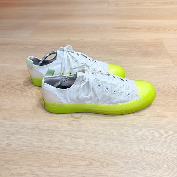 Converse Other - Converse Chuck Taylor All Star CX Low
'White Lime Twist' sneaker size 11